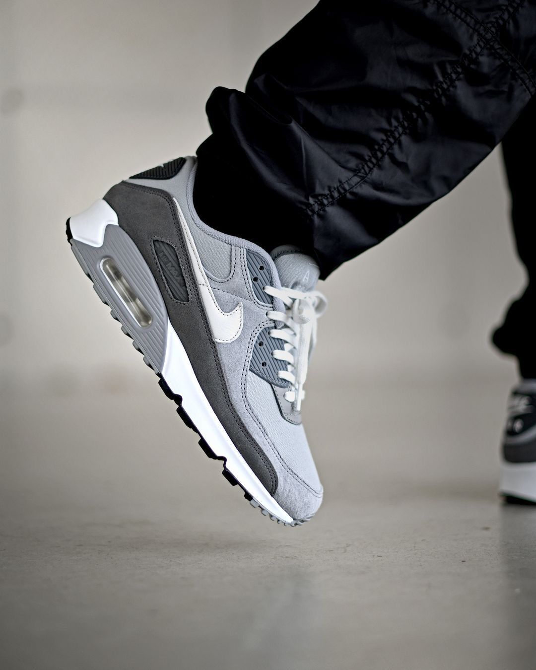 NIKE AIRMAX 90 LIGHT SMOKE GREY