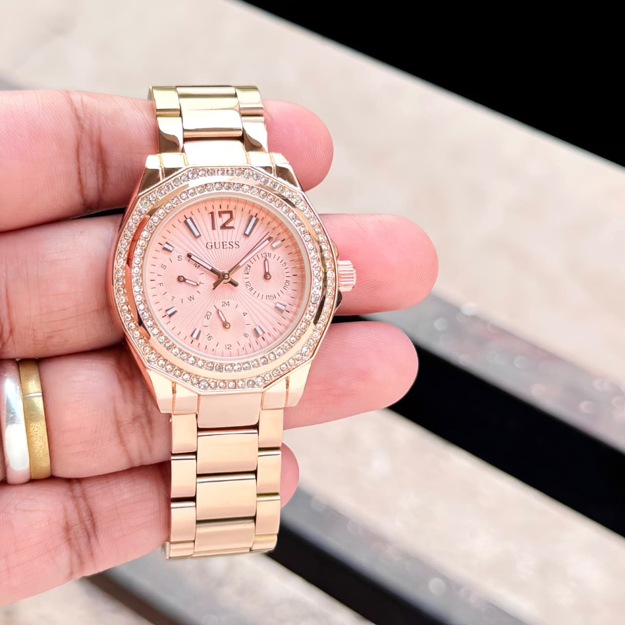 GUESS -  Bryant Collection Women
