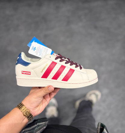 ADIDAS ORIGINALS SUPERSTAR WHITE RED SUPREME
