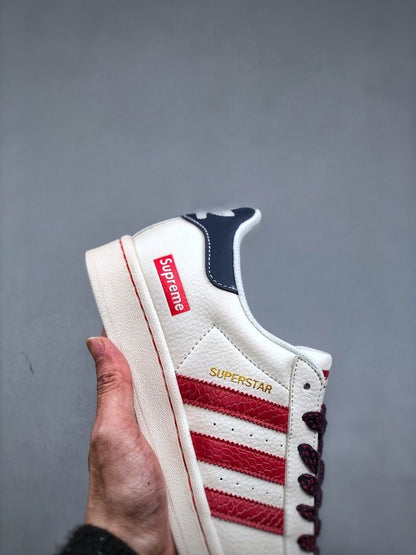 ADIDAS ORIGINALS SUPERSTAR WHITE RED SUPREME