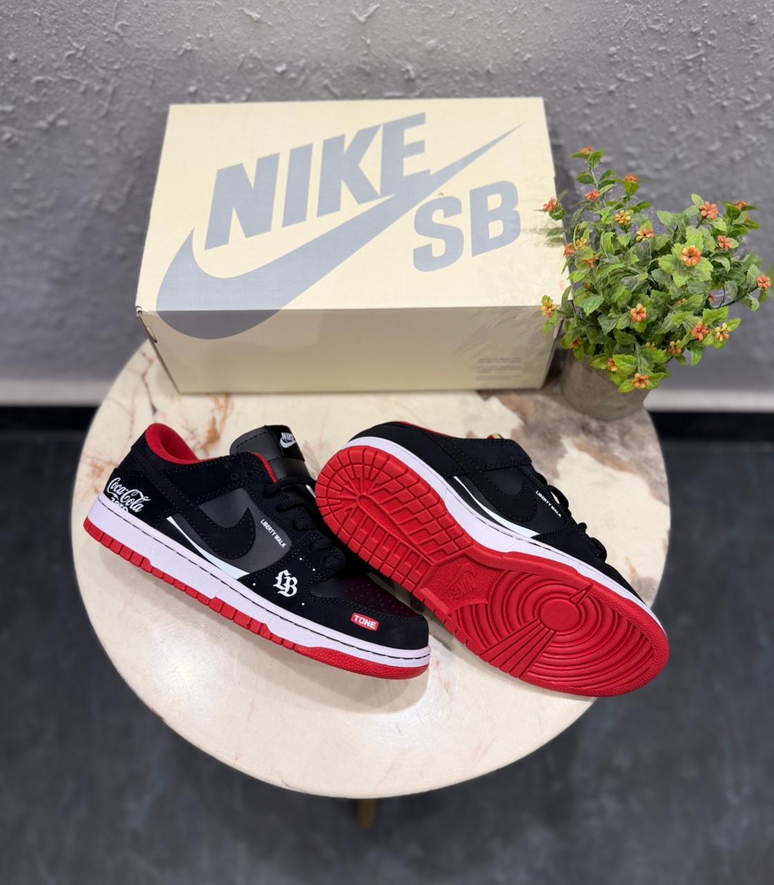 NIKE SB DUNK COCA COLA