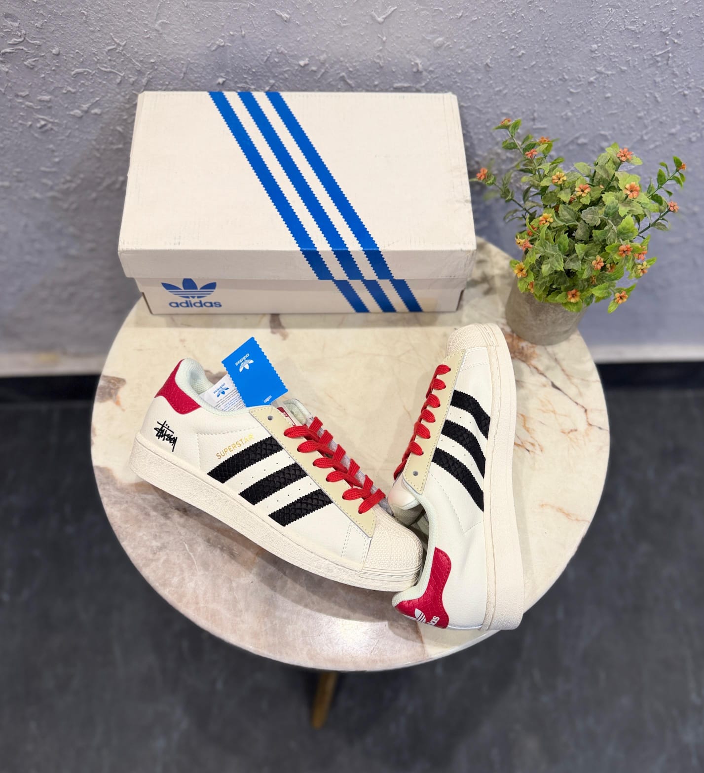 ADIDAS ORIGINALS SUPERSTAR WHITE BLACK RED STUSSY X SUPREME