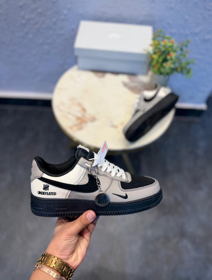 NIKE - AIRFORCE CUSTOM UNDEFEATED