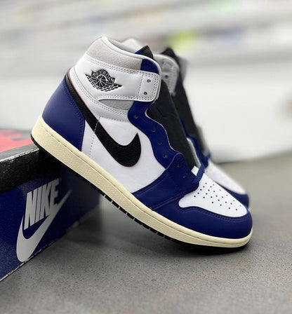 AIR JORDANS RETRO 1 MID AIR ROYAL