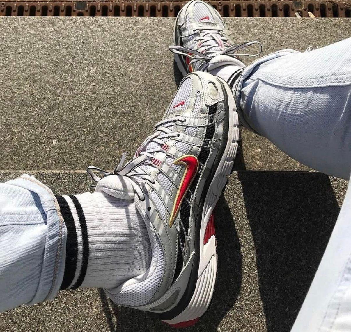 NIKE P-6000 TRAINER METALLIC RED