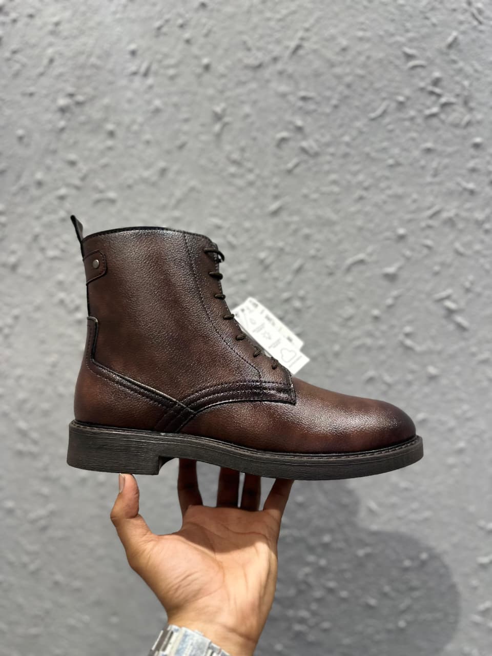ZARA TEXTURE ANKLE LENGTH ZIP LEATHER BOOTS