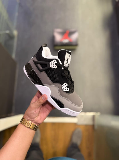 AIR JORDANS RETRO 4 FEAR PACK