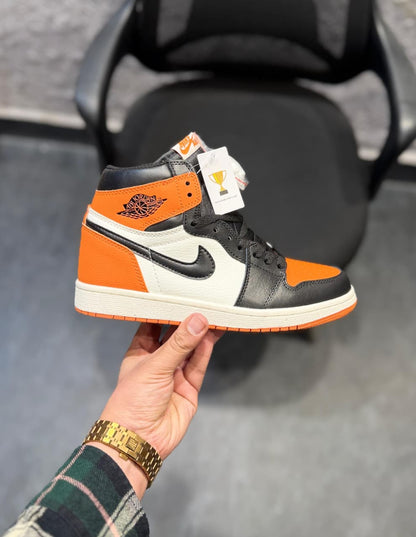 AIR JORDANS RETRO 1 HIGH SHATTERED BACKBOARD