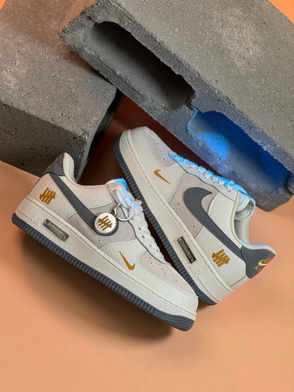 NIKE - AIRFORCE CUSTOM BEIGE UNDERSTAND UNDEFEATED 2026