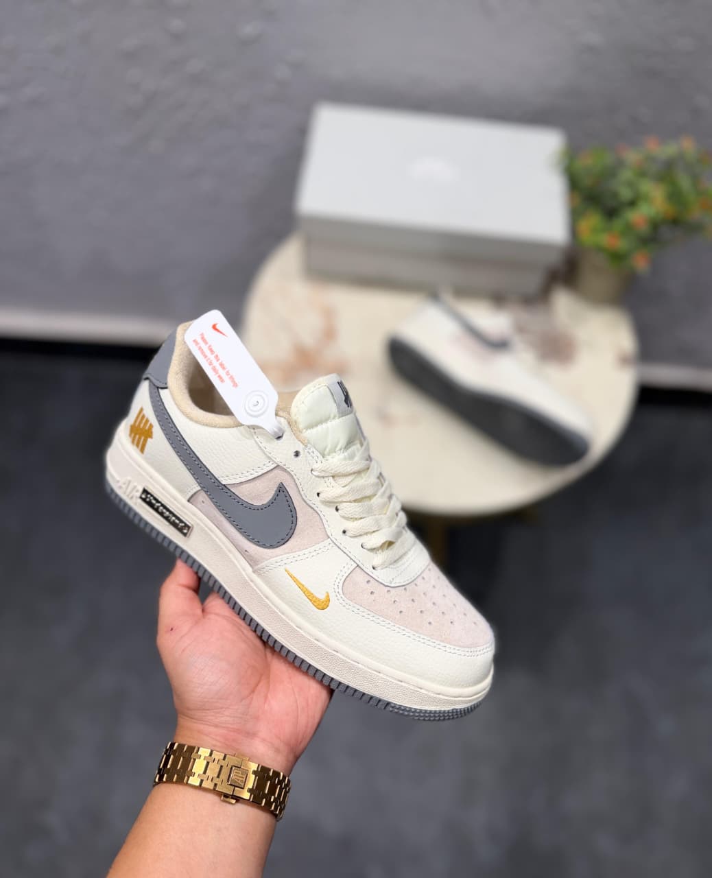 NIKE - AIRFORCE CUSTOM BEIGE UNDERSTAND UNDEFEATED 2026
