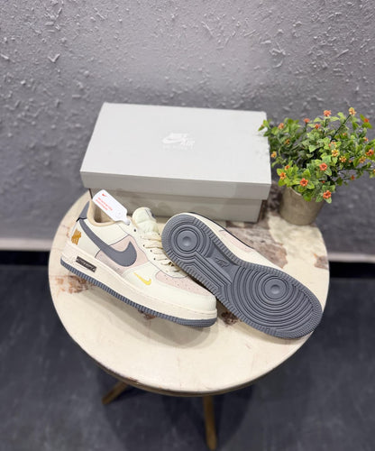 NIKE - AIRFORCE CUSTOM BEIGE UNDERSTAND UNDEFEATED 2026