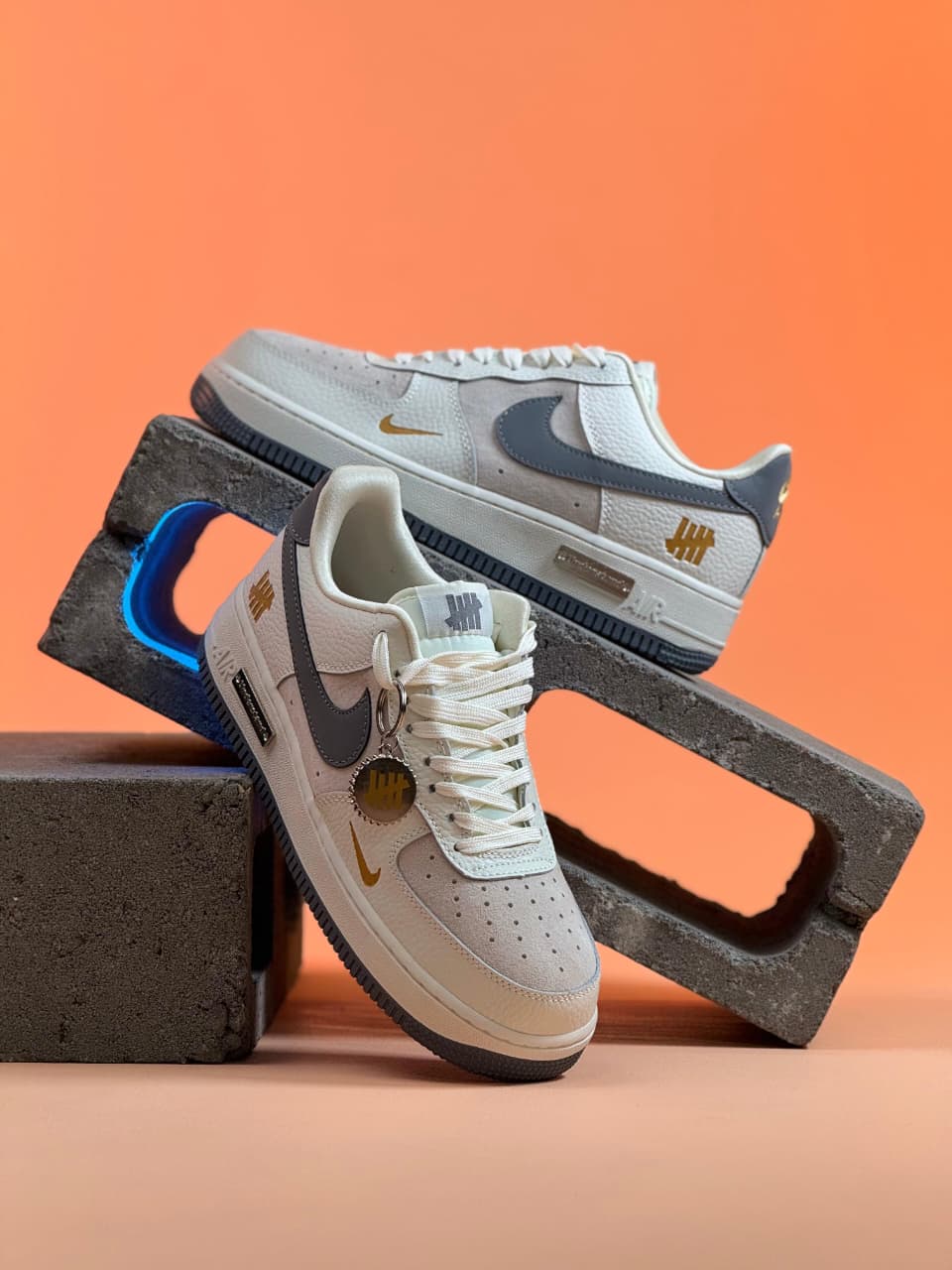 NIKE - AIRFORCE CUSTOM BEIGE UNDERSTAND UNDEFEATED 2026
