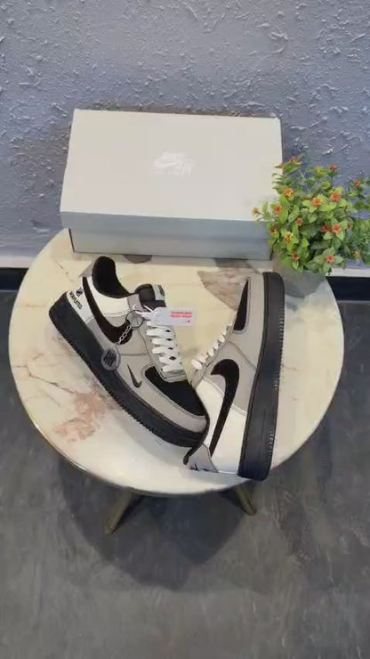 NIKE - AIRFORCE CUSTOM UNDEFEATED